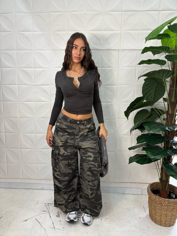 Jeans cargo mimetico