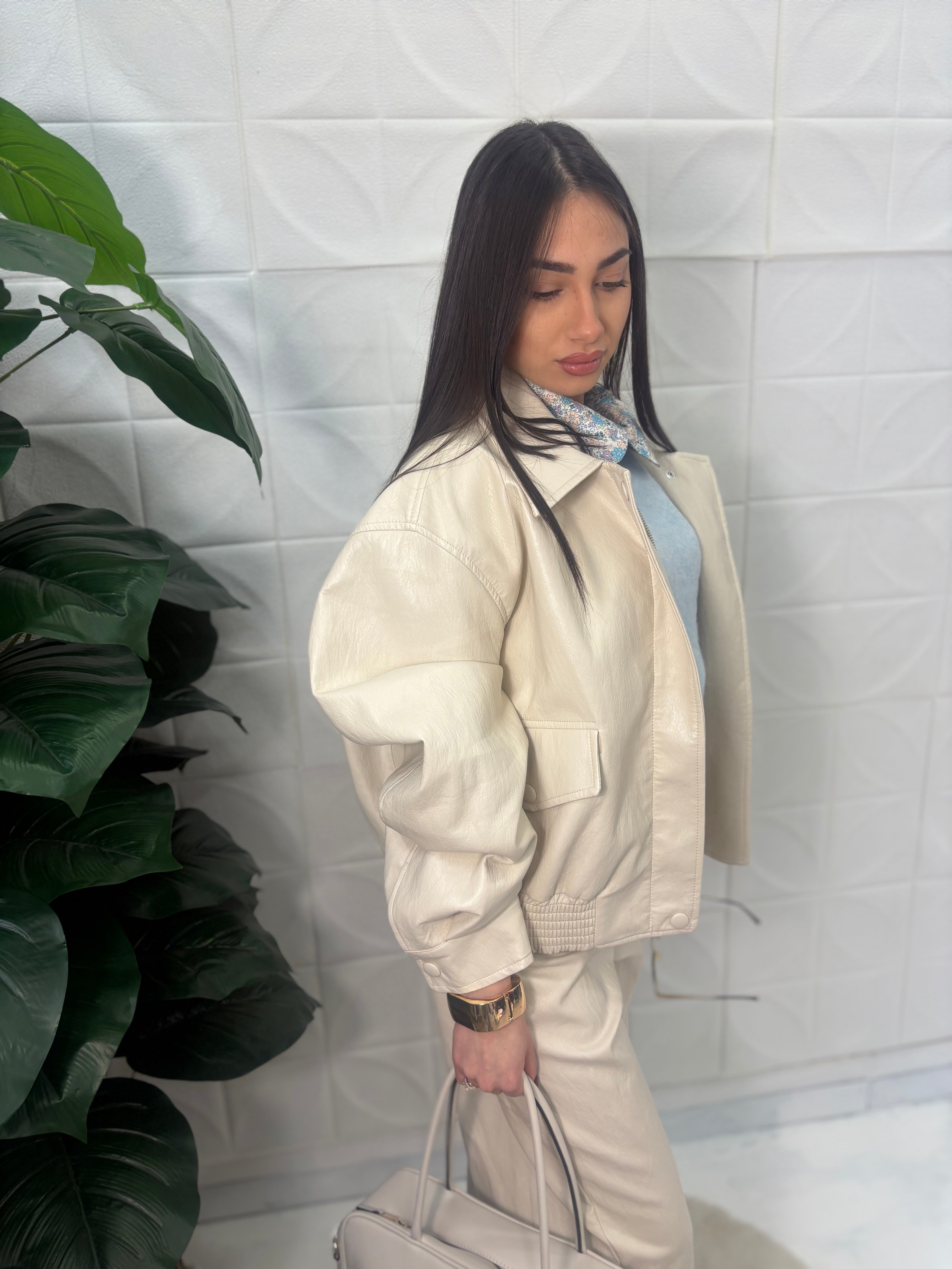 CordSet Ary By Lumina