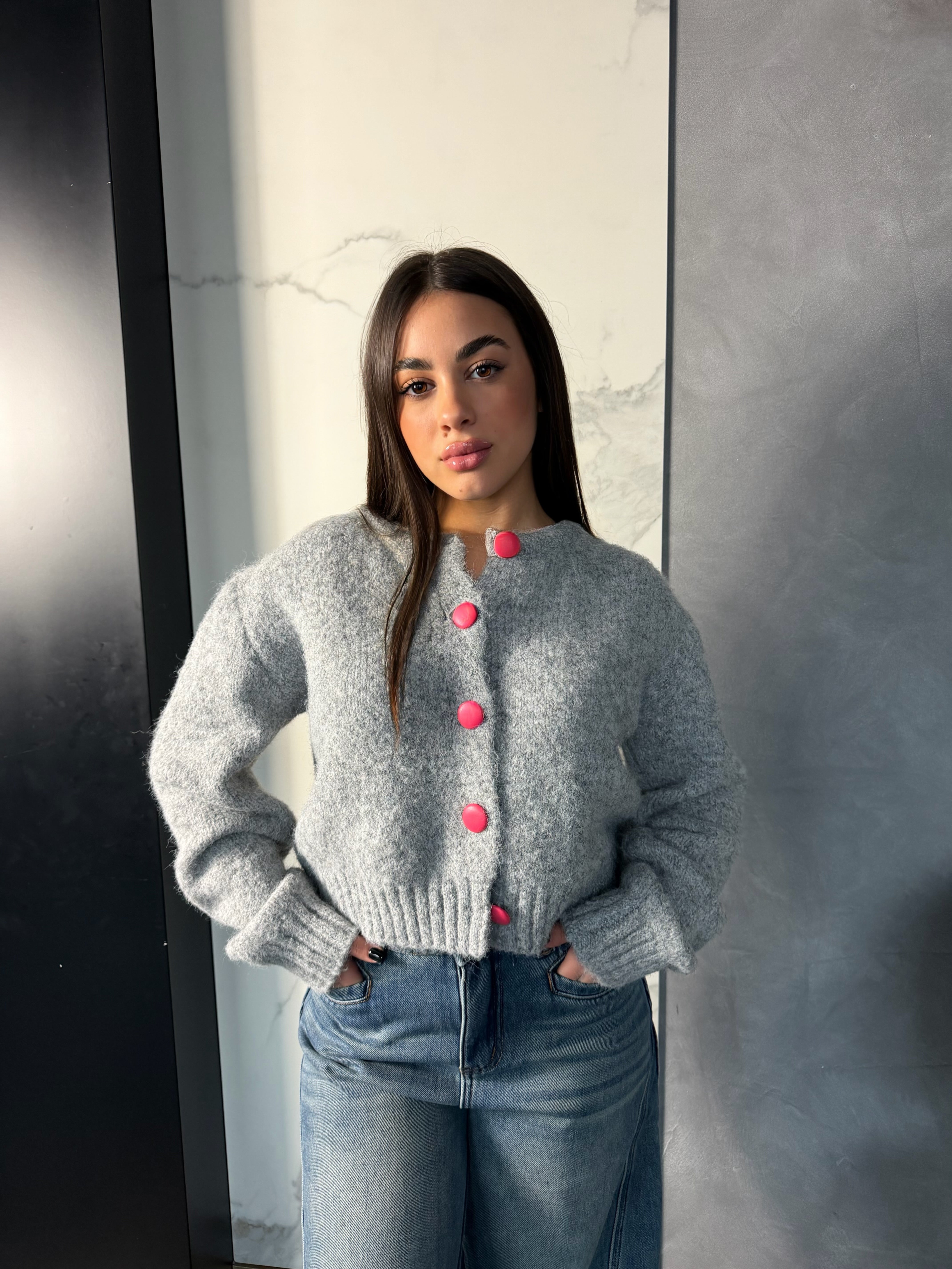 Maglione con bottoni