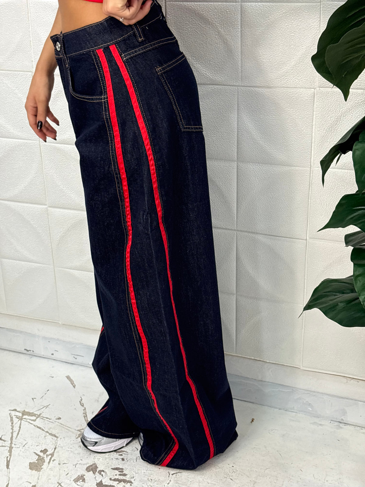 Jeans bande rosse