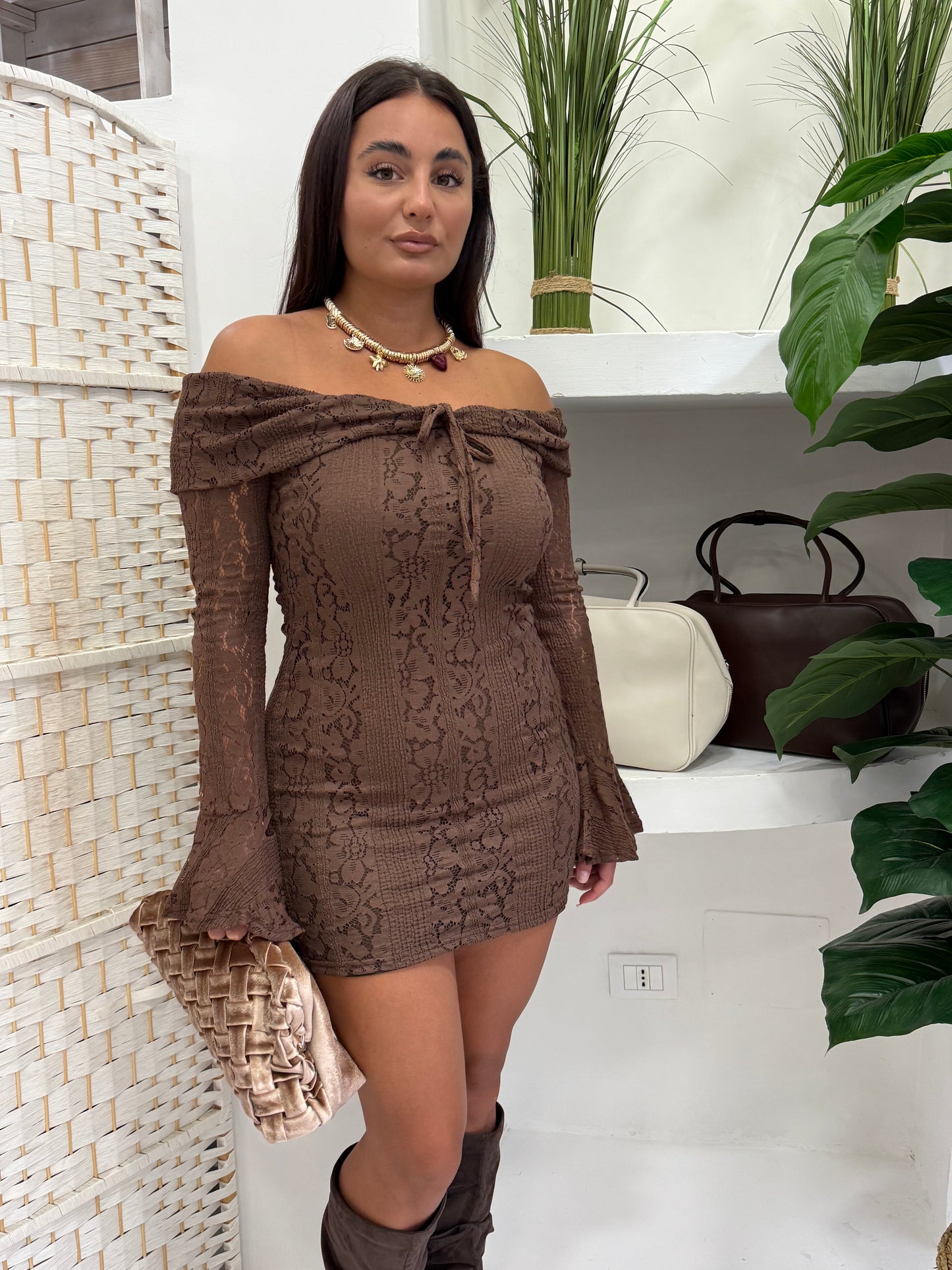 Abito Megan