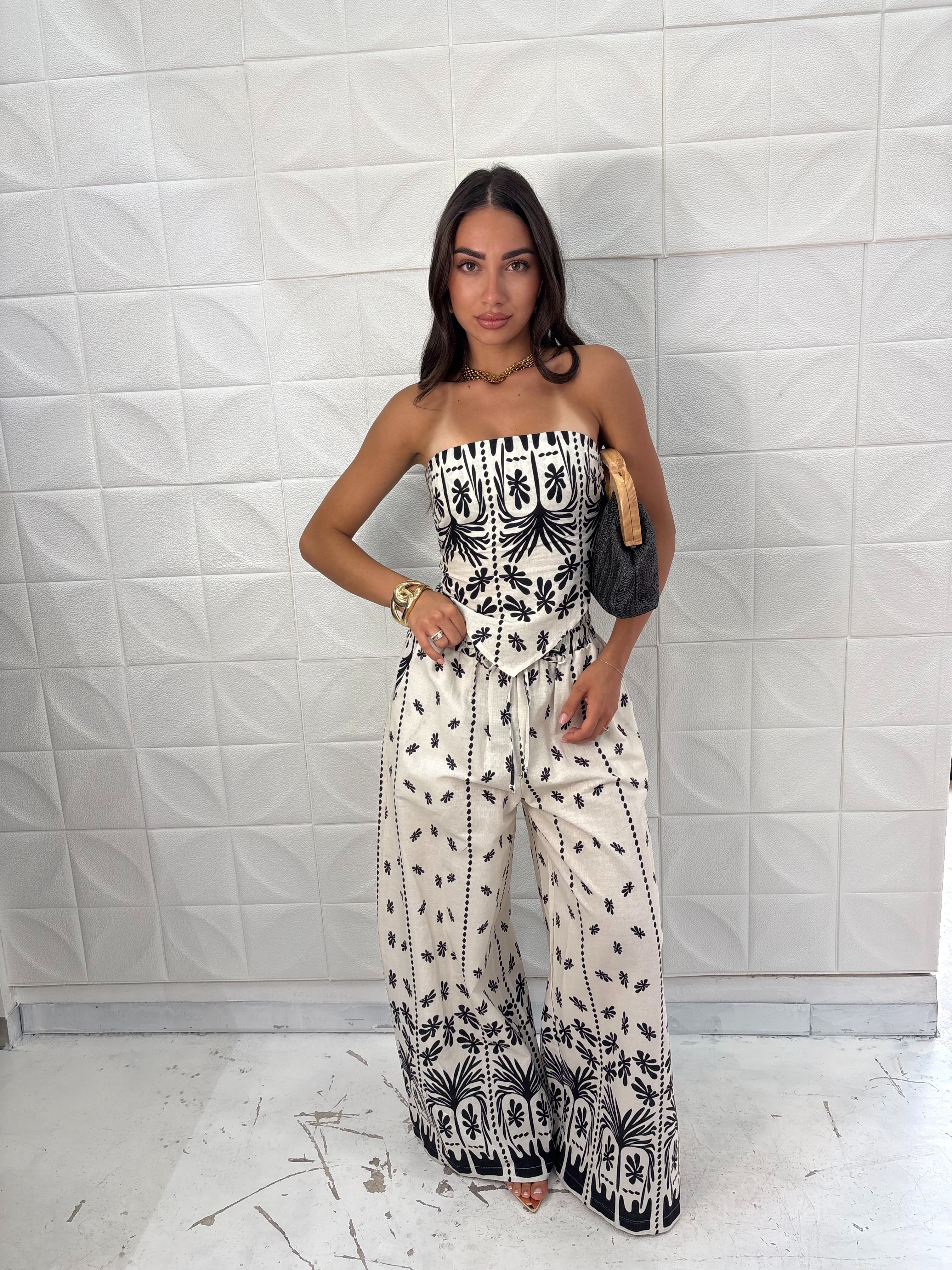 Set Magda Lumina